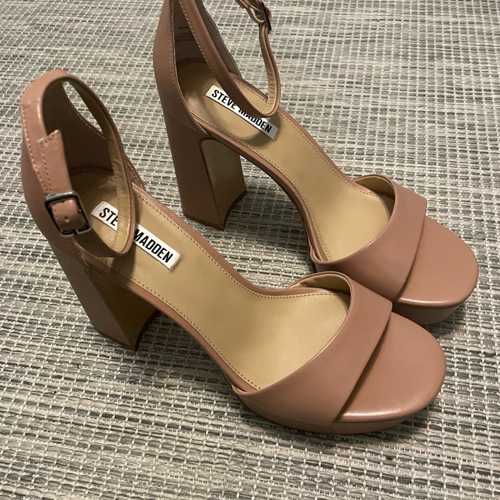 Steve Madden Nude Block Heel Sandals